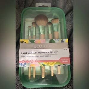 EcoTools Green and Tan Makeup Brush Set - Brand New